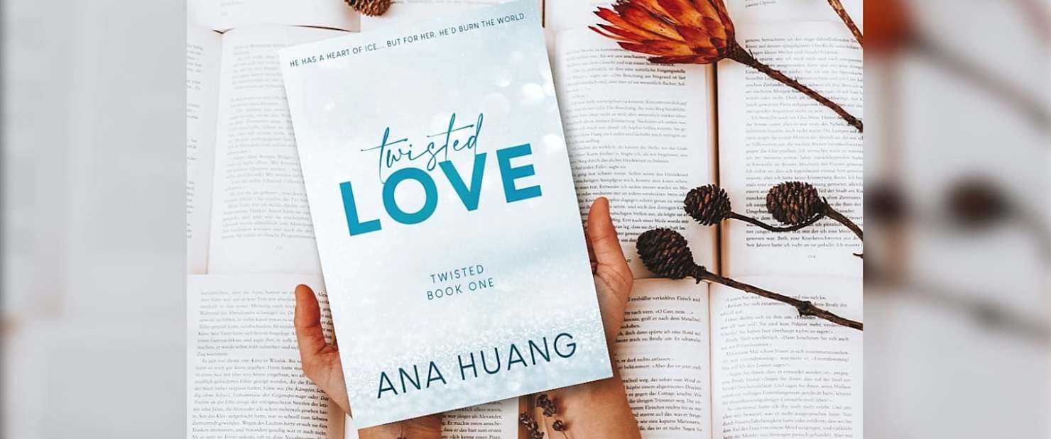 Twisted Love - Signed Limited Steamy Lit Edition by Ana Huang, Paperback