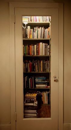 20 Hacks For Storing Books In Small Spaces