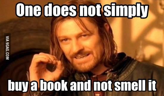 15 Things You'll Understand If You Love the Smell of Print Books