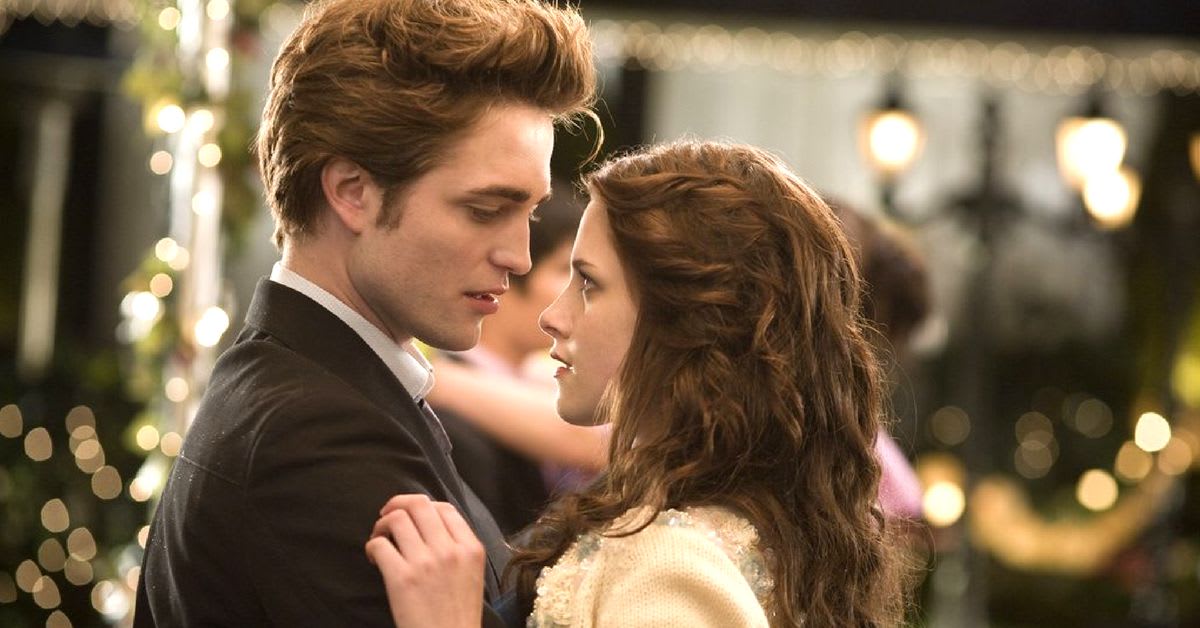 17 Books Like Twilight That Will Be Your Next Guilty Pleasure
